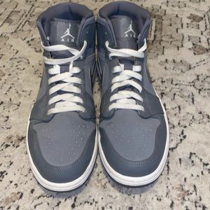 Nike Air Jordan Mid Men’s Sneaker